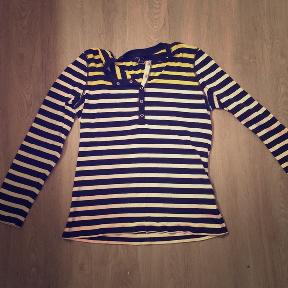 Contrast Long Sleeve Top in Yellow and Black